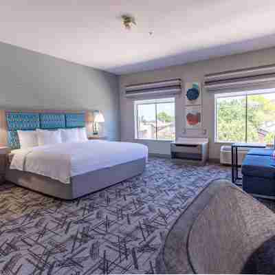 Hampton Inn & Suites Denton Rooms