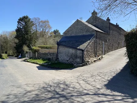 Delightful One Bed Lake District Cottage Отели в г. Пенрит