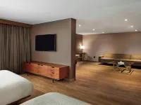 AC Hotel Cincinnati at the Banks Hotels near Skystar Wheel