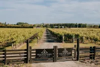 Villas & Vines Glamping Hotels in Clive