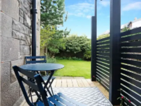 Joivy Luxury House with Patio Next to North Berwick Beach Hotels in North Berwick