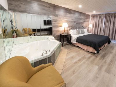 Choice Inn by the Falls