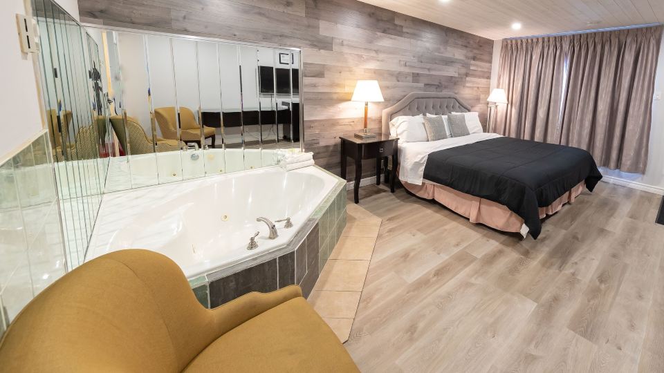 Choice Inn by the Falls