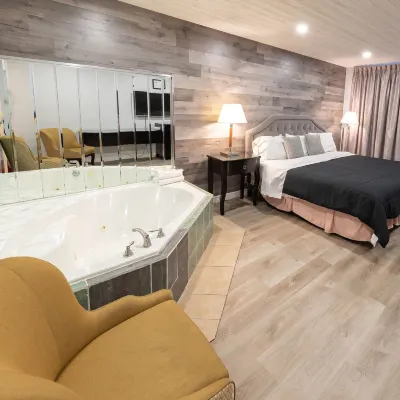 Choice Inn by the Falls Hotel dekat Kasino Niagara