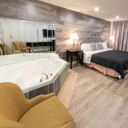 Choice Inn by the Falls