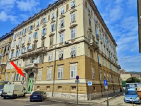 Lola's Place Hotel a Fiume