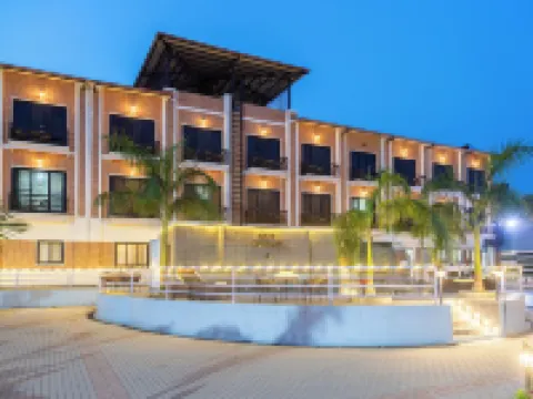 Chitwan Midtown Hotel Hotels in Chitwan