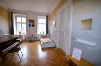 Travel&Joy Backpackers