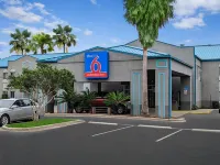 Studio 6 Pensacola, FL - West I-10 Hotels in Pensacola