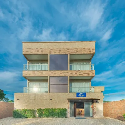 Residencial Onda Azul Hotels near Zimbros beach