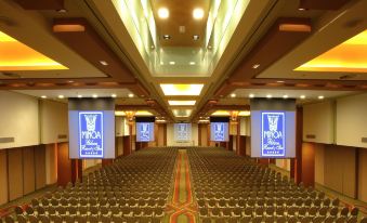 Minoa Palace Resort
