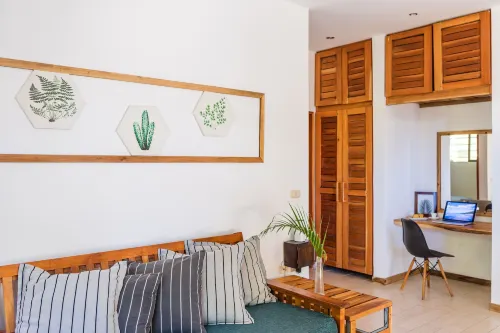 Nautilus Surf & Yoga Villas Santa Teresa Hotels in Carmen