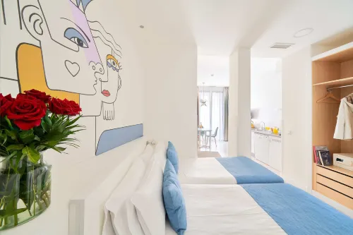 Blume Cruz Suites