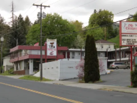 American Travel Inn Hotels in Pullman