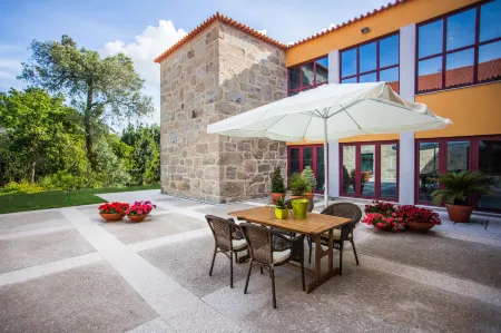 Casa Lata - Agroturismo e Enoturismo Отели в г. Сан-Жуан-ди-Рей