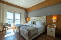 Parion Hotel