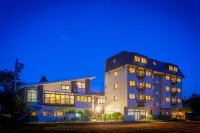 Schole Hakuba Hotels in Otari