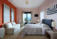 Aeolis Apartments & Studios
