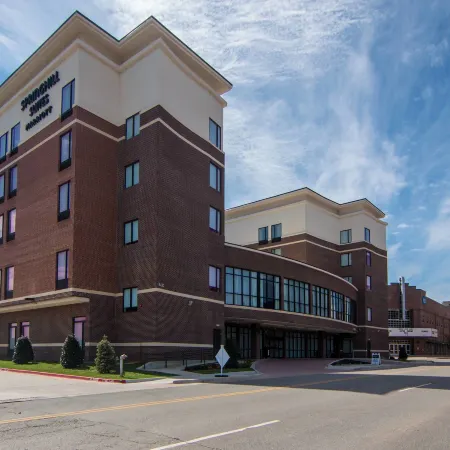 SpringHill Suites Oklahoma City Downtown/Bricktown Отели рядом с достопримечательностью «Бриктаун»
