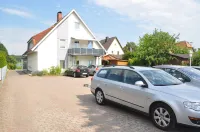 Hotel am Fleesensee - parking
