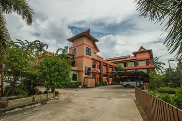 รูปภาพของบ้านพลับทอง