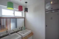 Lucidbonbon - Hostel
