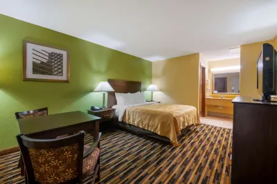 Quality Inn & Suites Mt Dora North Hôtels à : Mount Dora