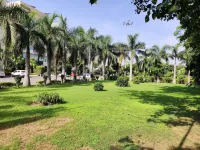 Radisson Hotel Sector 29 Gurugram Hotel in zona The Northcap University