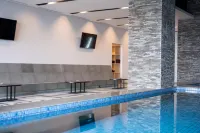 Grand Mercure Lampung فنادق في Enggal