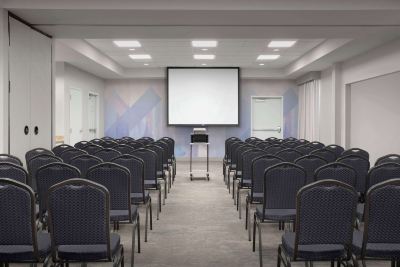 会議室 ヒルトン ガーデン イン ラファイエット ケイジャンドームの写真