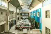 Peermont Metcourt Hotel Hotels in Francistown