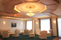 โรงแรมชวาเบินเวิร์ท - พร้อมอาหารเช้า
