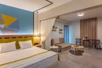Mythic Summer Hotel فنادق في باراليا