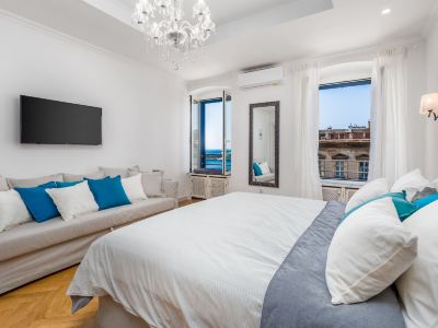Luxury Apartment Karolina Riva