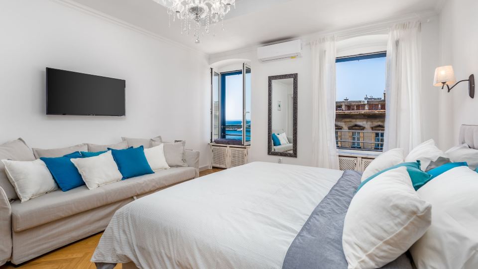 Luxury Apartment Karolina Riva