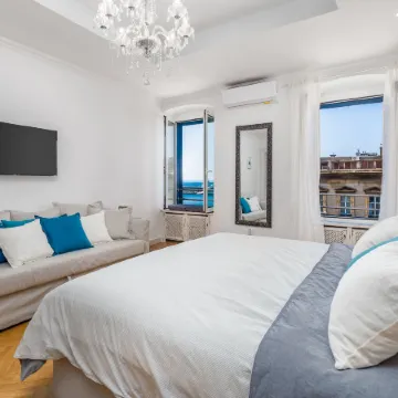 Luxury Apartment Karolina Riva