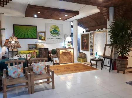 La Vida Hostel Samal Island