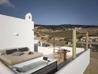 Artemis Seaside Resort - Hot Tub