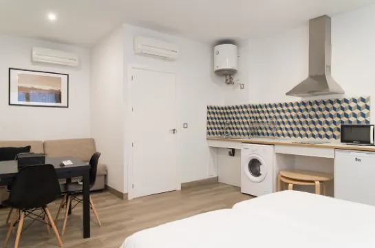 Apartamentos Campo Del Príncipe