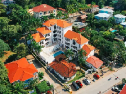 Hotel West Bay Colonial Hotels in West Bay