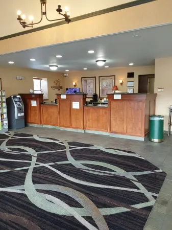 Lavissh Inn and Suites