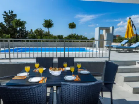 Apartments & Rooms Villa Casia Hotels in Novalja