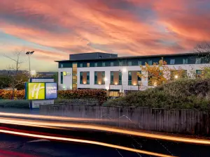 Holiday Inn Express Burnley M65, Jct.10
