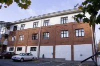 Hotel Jahtihovi فنادق في 