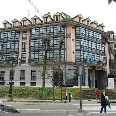 Astures Hotels near Church of Santa María de la Corte