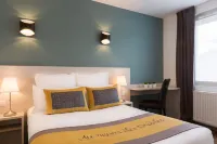 The Originals City, le Relais des Carnutes Brezolles Verneuil Sur Avre - parking