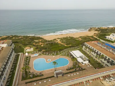 Ilunion Calas de Conil Hotels near Playa de La Fontanilla
