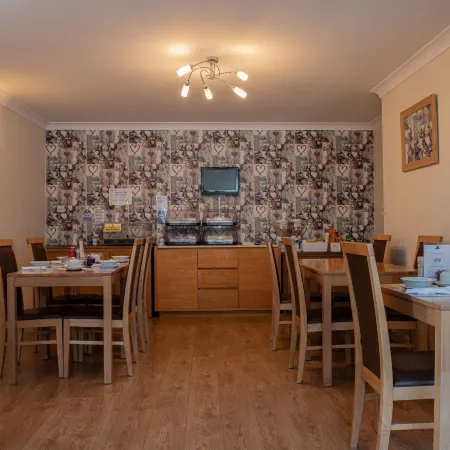 Trevarrian Lodge