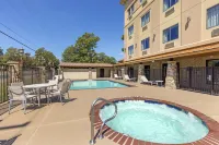 Best Western Plus Classic Inn  Suites - Pools