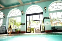 Embassy Suites by Hilton Los Angeles International Airport South - Pools
